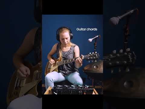 A little 1 min edit of my live looping video with Handpan and Guitar.