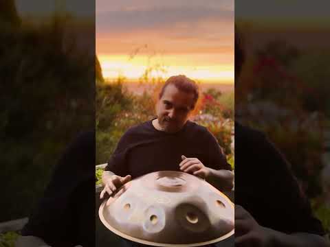 In love with sunsets 🌅🥰 full song on my YouTube channel #chillsongs #handpanmeditation #handpan