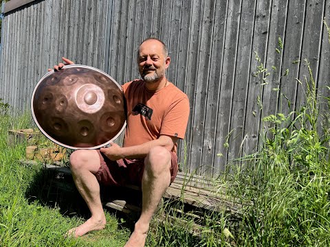 Mercury Handpan D Kurd 15  zu finden im Raven-Spirit Weltmusikladen
