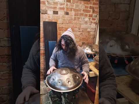 Fewer notes means more creativity! | Acero E Amara Mini | Handpan Music
