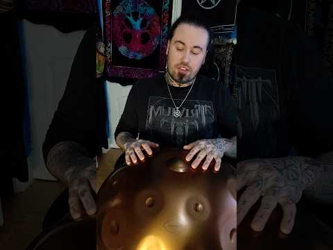 Learn to play with both hands 😉 #handpan #handpansound