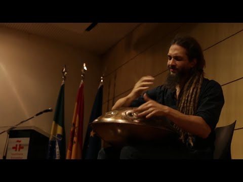 Sangre y Oro - Pablo Vares (Handpan ao vivo no Instituto Cervantes) 🛸💫