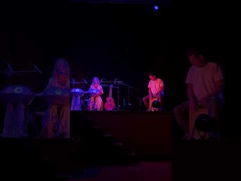 Water (Aisha Badru Cover) - performed by Bianca Sánchez & Alexandre Lora