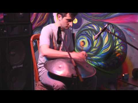 Andrey Vasilyev (ZEMLI) - Live at Sochi (overtone handpan)