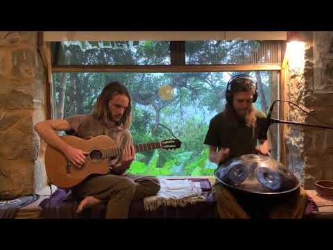 Valeriy Frolov & Jonas Luminas - "Forest Rain" (Handpan Guitar)