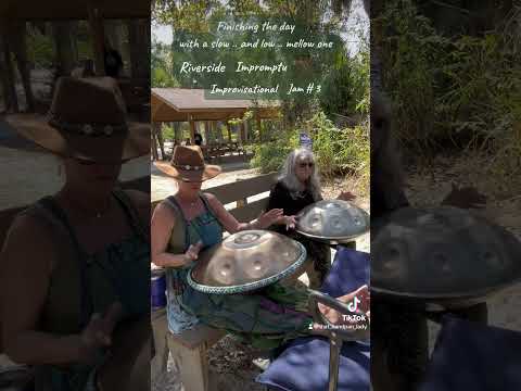 🛸🎶 Two of Florida’s Women of Steel playing  their fabulous fantastic  F2 handpans  🎶🛸