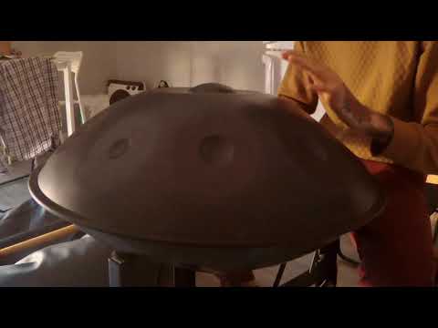 Taitasciore - Noblet Handpan D Kurd improvisation/jam 02/15/19