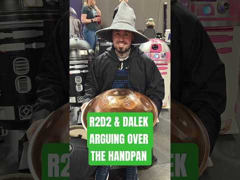 R2D2 & DALEK ARGUING OVER THE HANDPAN #comiccon #drwho #comicon #r2d2 #handpan
