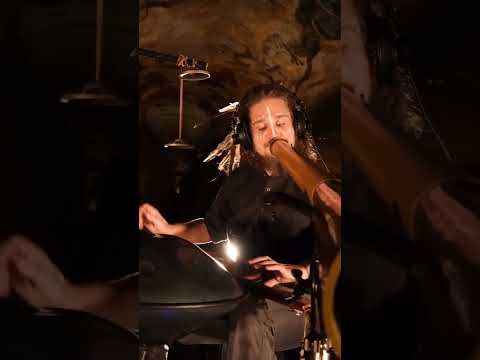 "Hypnotic Handpan Vibes in 60 Seconds"#Handpan#HandpanMusic#HandpanVibes#HandpanPlayer#youtubeshorts
