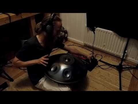 Looping Every Day #036 - Handpan in Bb Lydian