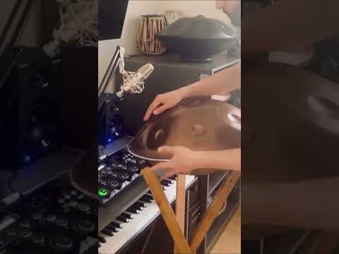 Eb lasirena14not #hangdrum #handpan #هنگدرام #music #loopstation #chill #handpanworld