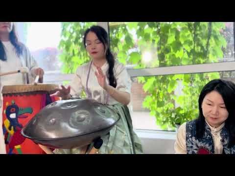 Handpan Princess playing traditional chinese music