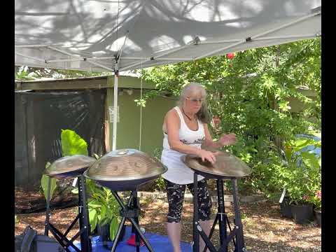 🛸🎶 Gig Demo of a @pansmithhandpans7080 Mini in the scale of E Lydian 🎶🛸