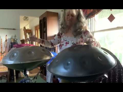 That Handpan Lady getting in her Saturday morning practice …Kind of liking this one … 🤗🛸🎶