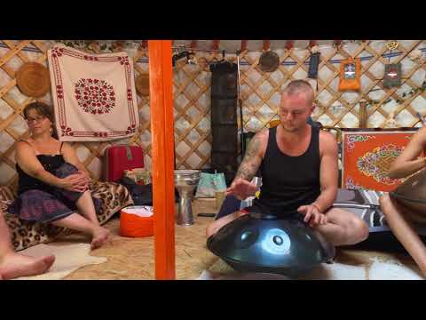 Handpan first meeting in yurt