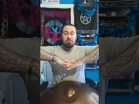 Moving around the handpan is just as important as playing the hit the notes the right way #handpan #
