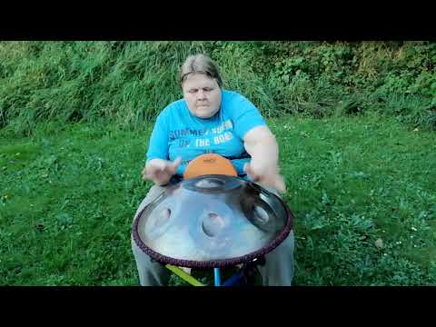 experimentelles Spiel mit Handpan und Ktak