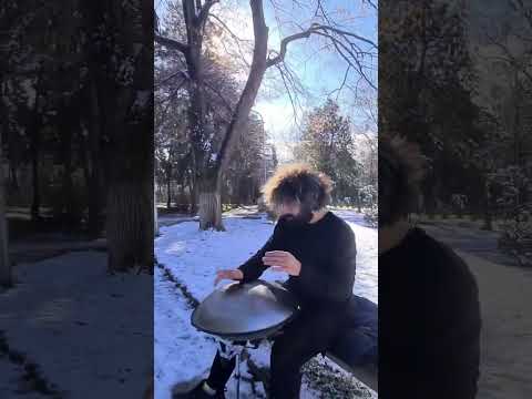 ☃️🎐 #handpan#hangdrum#relaxingmusic#nature#snow#artist#meditation#short#shorts#shortsvideo#morning