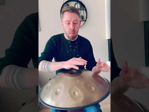 „Dancing in the moonlight” cover on the Handpan d Kurd - trochę po mojemu 😉🐢 #handpan