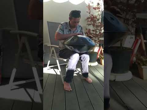 Handpan Week 16 - Sunny Sunday (trial and error) 🌞