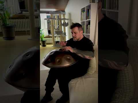 Alitle bit of tribal flow in the melody 🥰🪬 🎶 #handpan #handpanmusic