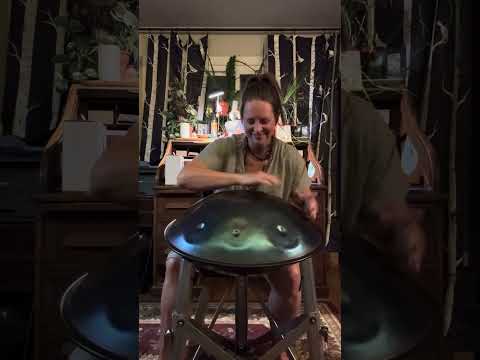 Shout outs! I love foot pedals. Boss DD-20. Handpan delay pedal effect.