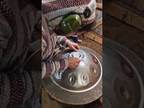 Pressing dimples | Handpan Maker | Learning to build my own handpans