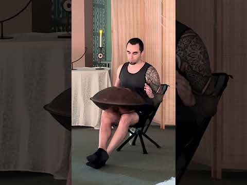 ☮️ Chill Friday vibes for you 🛸 (full vid linked) #handpanmeditation #percussion #handpanmusic