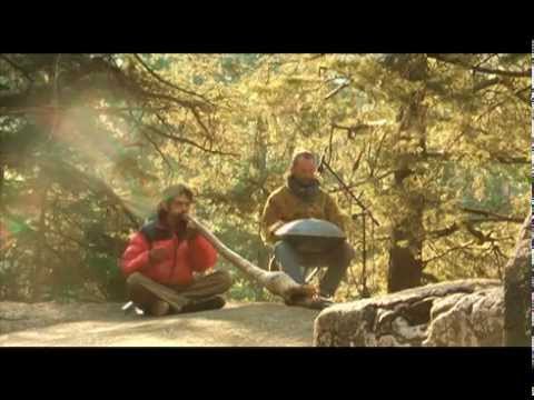Lions Desert - Hang & Didgeridoo in Mexico / Luis Mendez & Amín Varkonyi